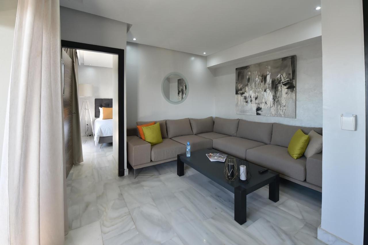 Le Yacht Suites Hotel Casablanca Esterno foto