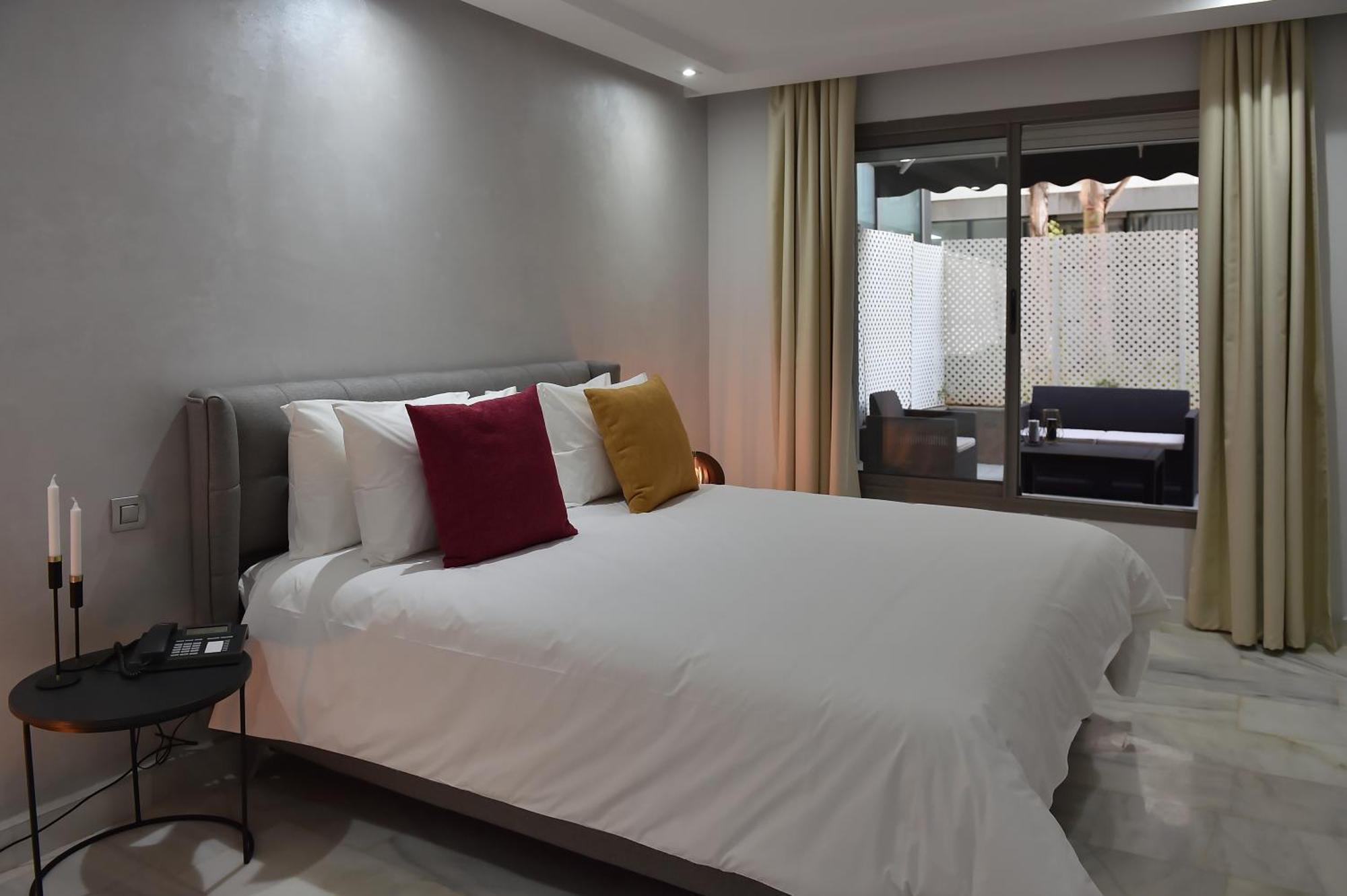 Le Yacht Suites Hotel Casablanca Esterno foto