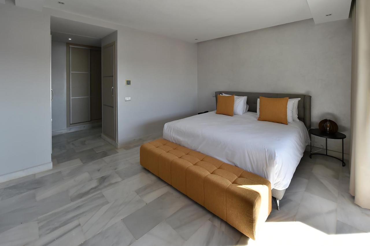 Le Yacht Suites Hotel Casablanca Esterno foto