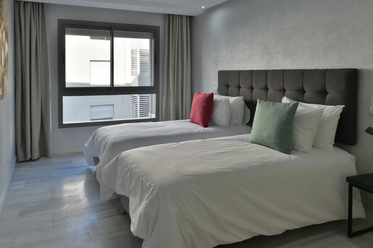 Le Yacht Suites Hotel Casablanca Esterno foto