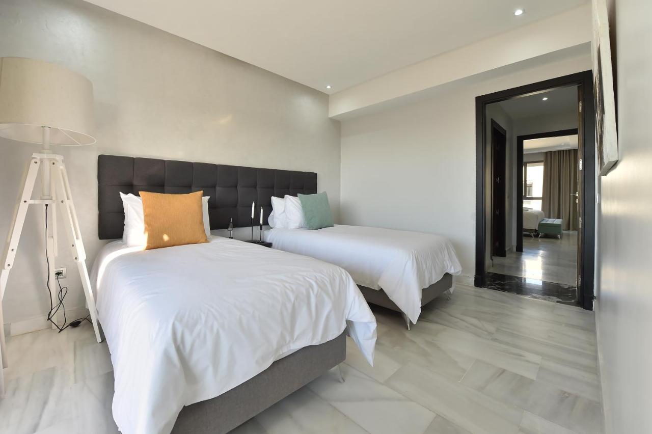 Le Yacht Suites Hotel Casablanca Esterno foto