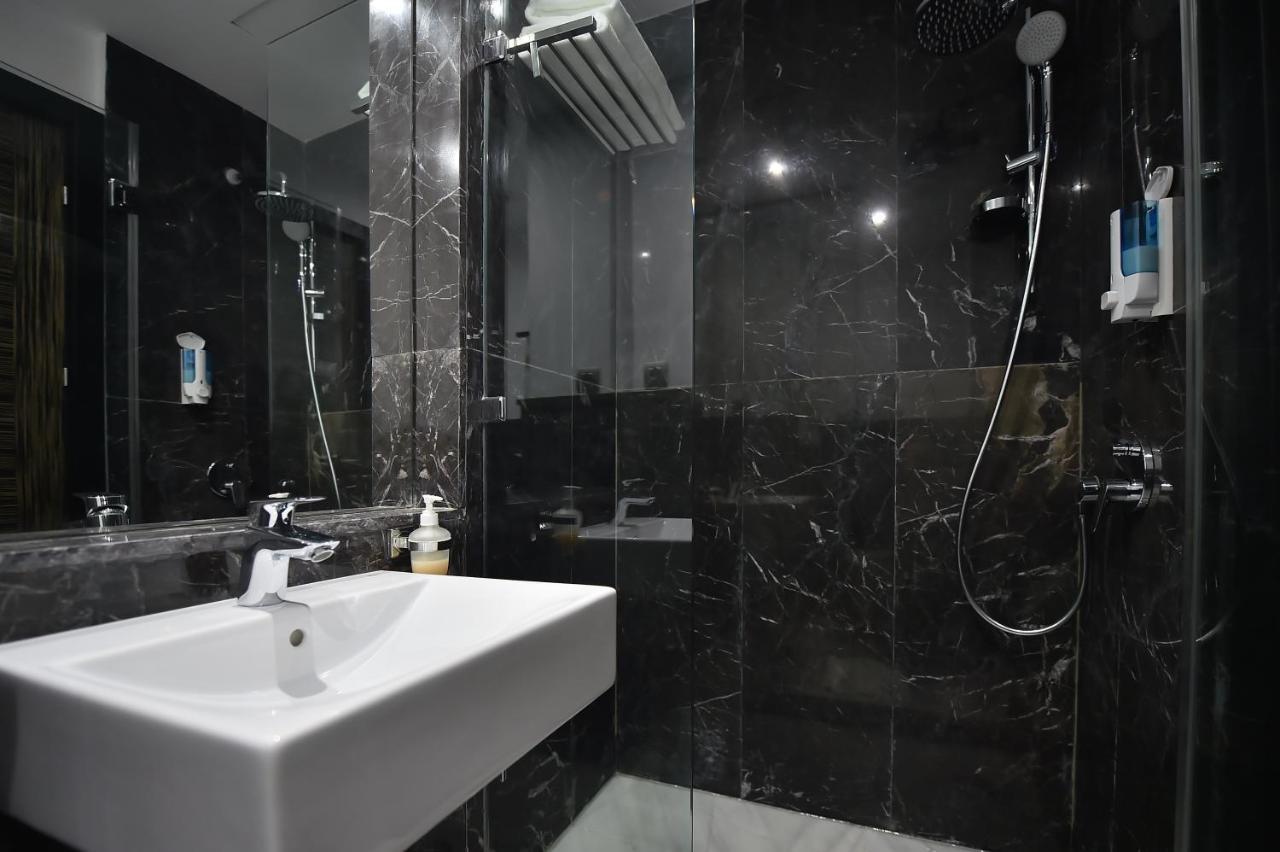 Le Yacht Suites Hotel Casablanca Esterno foto